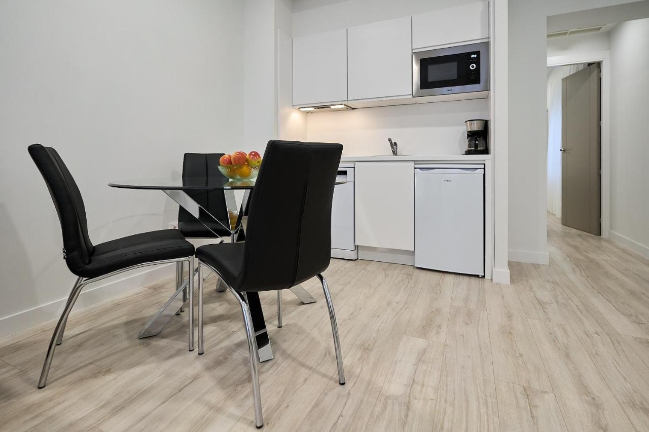 Ines Luna Suites Salamanca Buitenkant foto