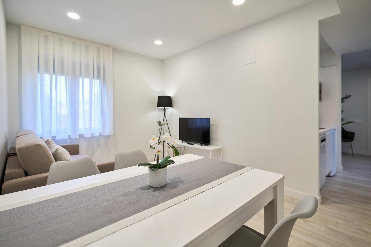 Ines Luna Suites Salamanca Buitenkant foto