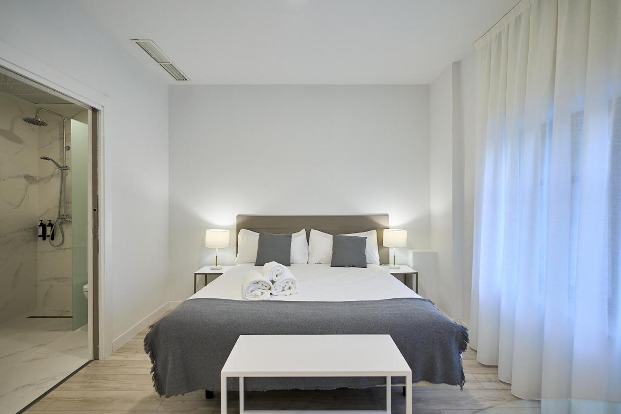 Ines Luna Suites Salamanca Buitenkant foto