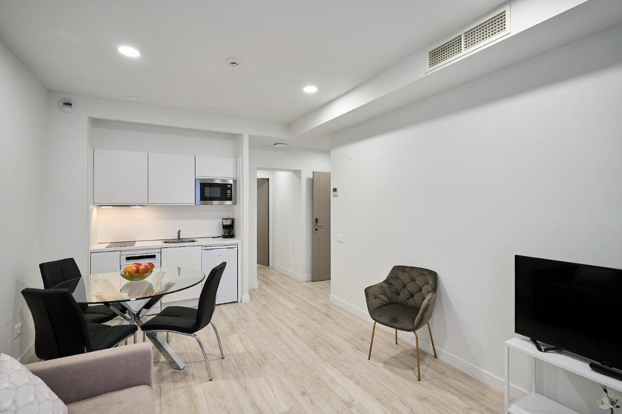 Ines Luna Suites Salamanca Buitenkant foto