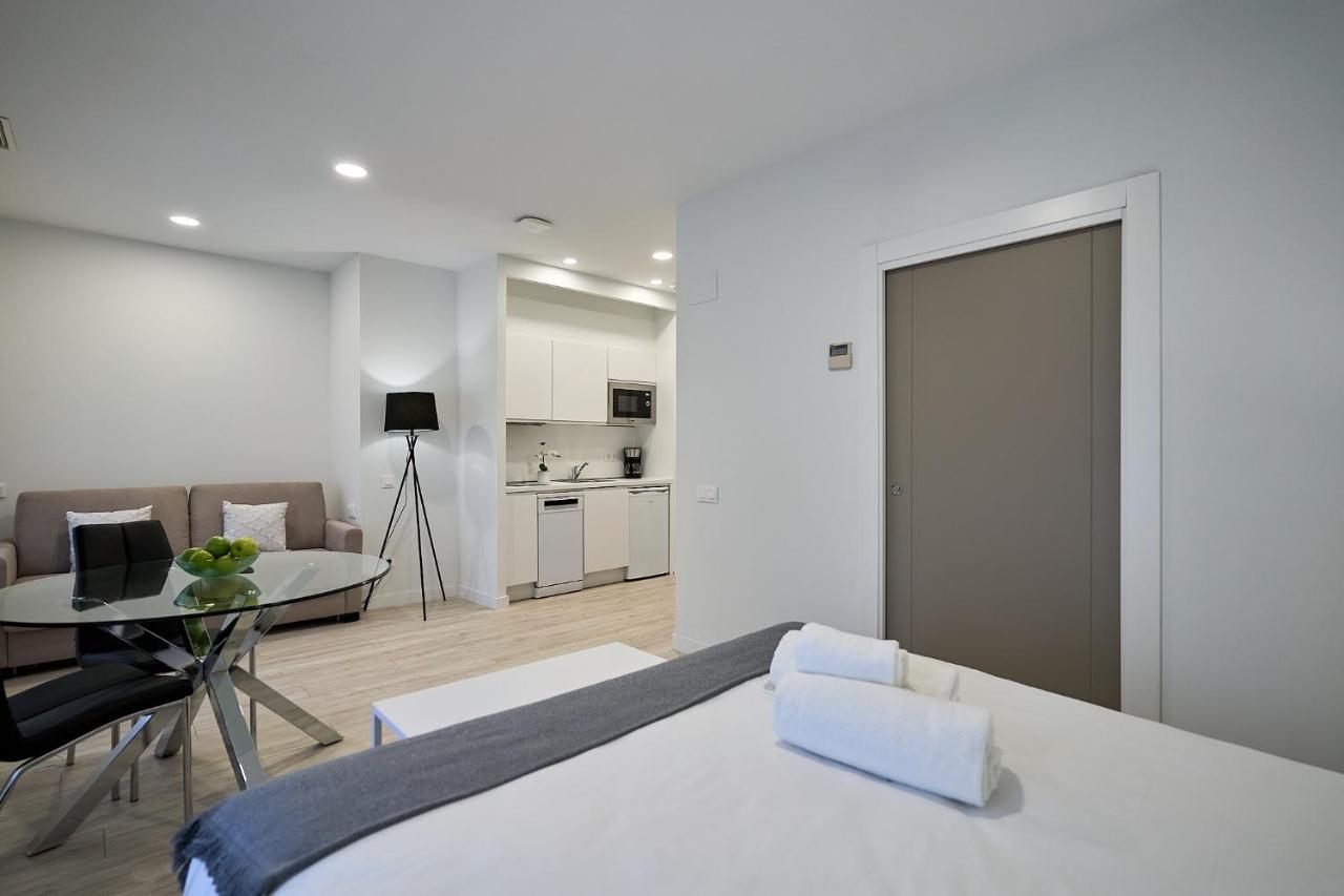Ines Luna Suites Salamanca Buitenkant foto