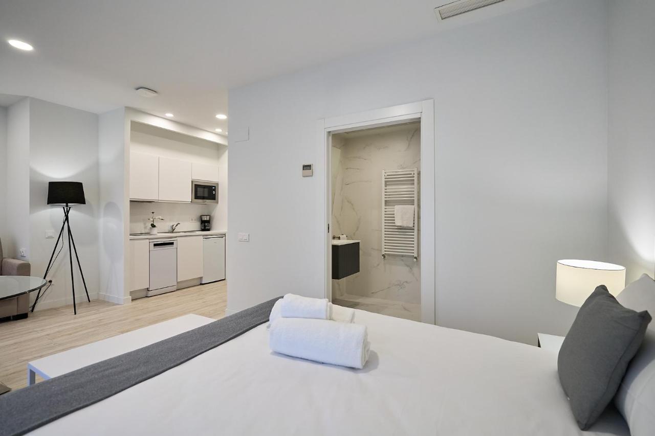 Ines Luna Suites Salamanca Buitenkant foto