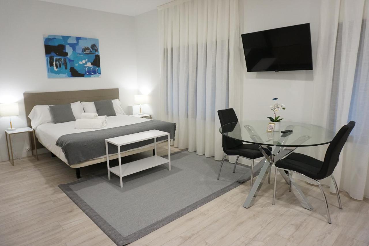 Ines Luna Suites Salamanca Buitenkant foto