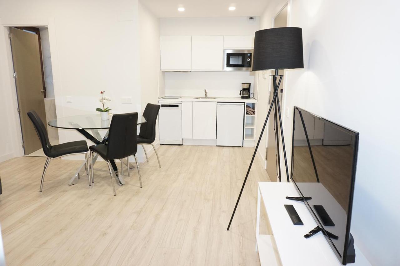 Ines Luna Suites Salamanca Buitenkant foto