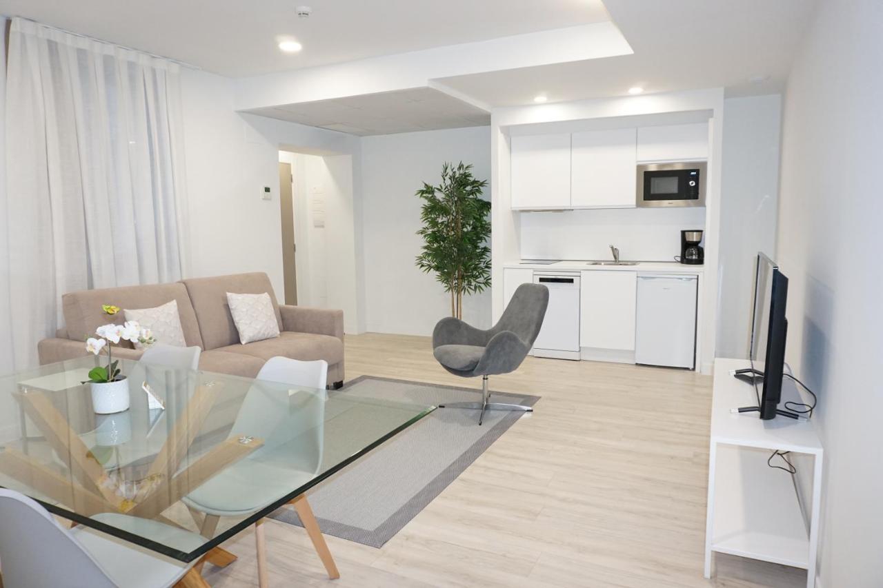 Ines Luna Suites Salamanca Buitenkant foto